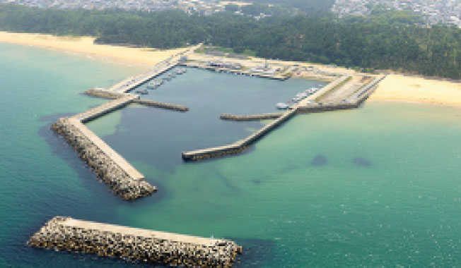 奈多漁港（福岡県福岡市）| ヤナイ・グループ施工実例